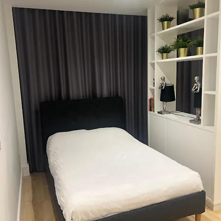 London Luxxe Suites & Apartments - London Heathrow Airport, Terminal 1 2 3 4 5 Hillingdon Esterno foto