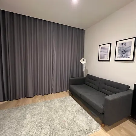 London Luxxe Suites & Apartments - London Heathrow Airport, Terminal 1 2 3 4 5 Hillingdon Esterno foto