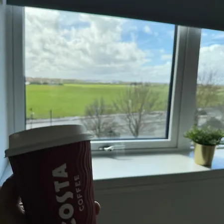 London Luxxe Suites & Apartments - London Heathrow Airport, Terminal 1 2 3 4 5 Hillingdon Esterno foto