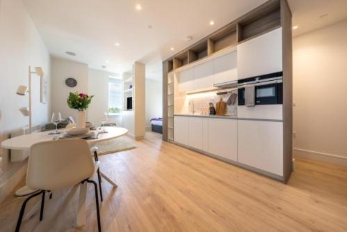 London Luxxe & - London Heathrow Airport, Terminal 1 2 3 4 5 Apartment Hillingdon